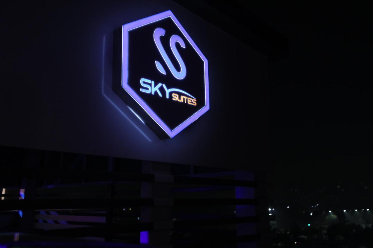 Sky Suites Gurgaon Exterior photo